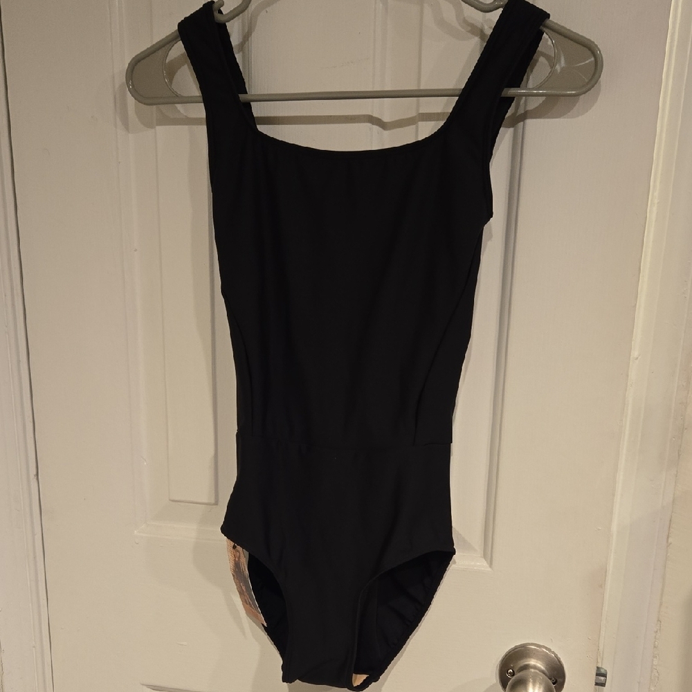 Eleve "Ali" Classic Black Leo